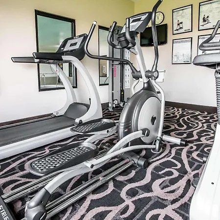 Quality Inn & Suites Mendota Near I-39