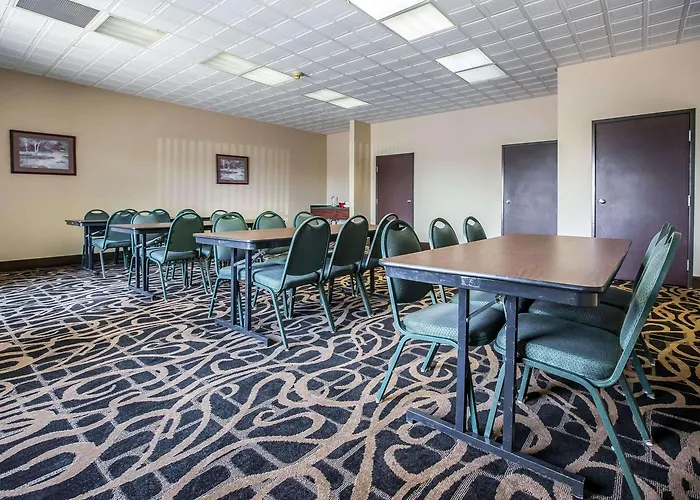 Quality & Near I-39 Hotel